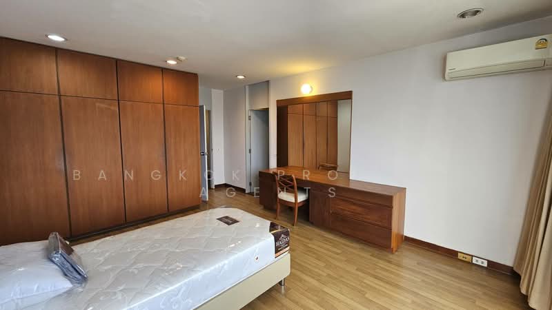 Baan Yen Akard, Bangkok, Yenakat, Chong Nonsi, Yan Nawa, Bangkok, 2 Bedrooms, 245 sqm, Condo For Rent, by BANGKOK PROPERTY AGENTS, 500430173 - DDproperty.com