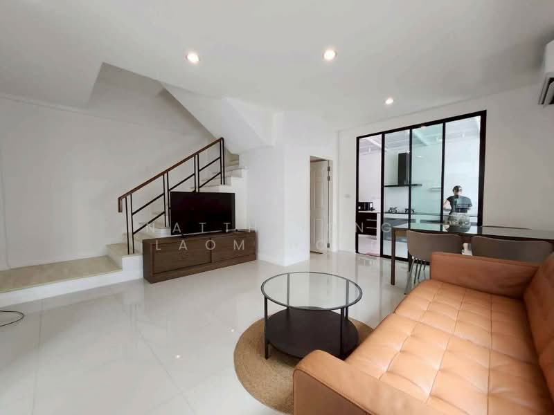 Areeya Mandarina Sukhumvit 77, Bangkok, Sukhumvit 77 Road (On Nut), Suan Luang, Bangkok, 3 Bedrooms, 165 sqm, Townhouse For Rent, by Natthapong Laomahong, 500430194 - DDproperty.com