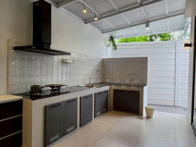 Areeya Mandarina Sukhumvit 77, Bangkok, Sukhumvit 77 Road (On Nut), Suan Luang, Bangkok, 3 Bedrooms, 165 sqm, Townhouse For Rent, by Natthapong Laomahong, 500430194 - DDproperty.com