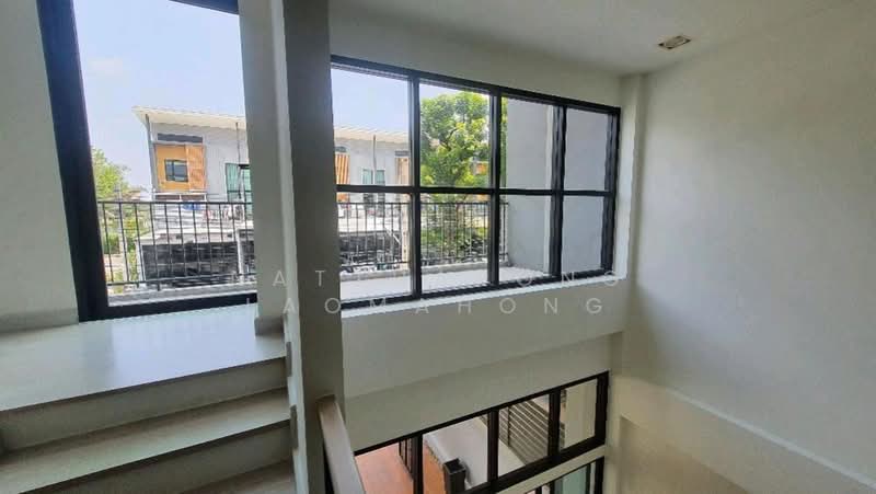 undefined, Bangkok, Khlong Kum, Bueng Kum, Bangkok, 3 Bedrooms, 200 sqm, Townhouse For Sale, by Natthapong Laomahong, 500430221 - DDproperty.com
