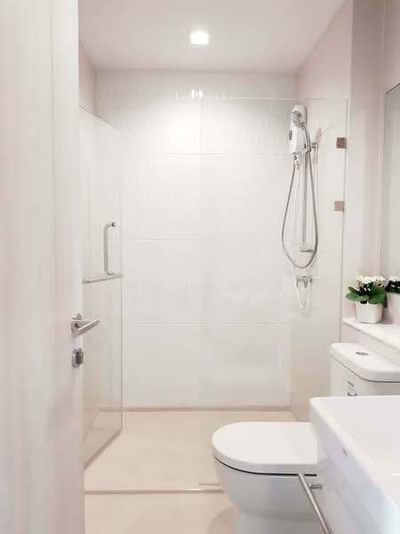 Life One Wireless, Bangkok, 1 Wireless Road, Lumphini, Pathum Wan, Bangkok, 1 Bedroom, 38 sqm, Condo For Sale, by Thananit Kraikhiriwat, 500430328 - DDproperty.com
