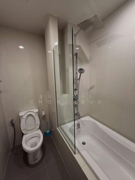 Oka Haus Sukhumvit 36, Bangkok, 3399 Rama 4 Road, Khong Tan, Khlong Toei, Bangkok, 1 Bedroom, 35 sqm, Condo For Rent, by Sutavee Chonlabud, 500430386 - DDproperty.com