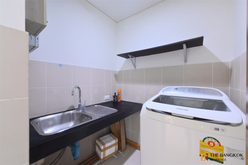 The Lakes, Bangkok, 123 Ratchadaphisek Road, Khlong Toei, Bangkok, 2 Bedrooms, 110 sqm, Condo For Sale, by Sirirut Havee Akehurst, 500430402 - DDproperty.com