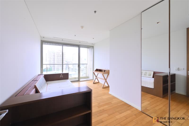 The Lakes, Bangkok, 123 Ratchadaphisek Road, Khlong Toei, Bangkok, 2 Bedrooms, 110 sqm, Condo For Sale, by Sirirut Havee Akehurst, 500430402 - DDproperty.com
