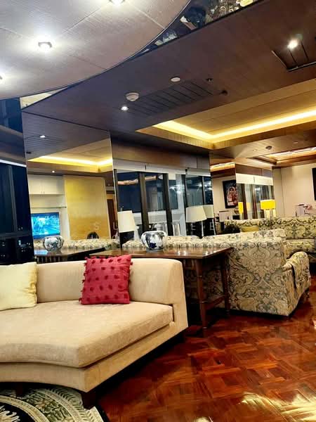 State Tower, Bangkok, 1055 Silom Road, Silom, Bang Rak, Bangkok, 2 Bedrooms, 267 sqm, Condo For Rent, by Sutavee Chonlabud, 500430410 - DDproperty.com
