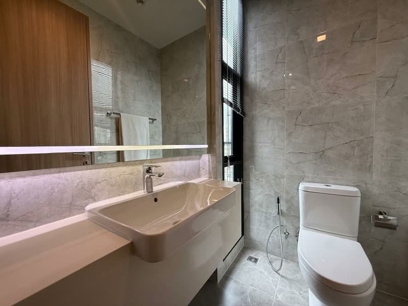 Noble Around Sukhumvit 33, Bangkok, 17 Soi Sukhumvit 33, Khlong Tan Nua, Watthana, Bangkok, 2 Bedrooms, 61 sqm, Condo For Sale, by พัชร์สิตา พิริวสุยานนท์, 500430411 - DDproperty.com