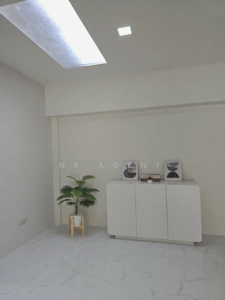PINCHAROEN 3, Bangkok, Si Khan, Don Mueang, Bangkok, 2 Bedrooms, 100 sqm, Townhouse For Sale, by NR AGENT, 500430421 - DDproperty.com