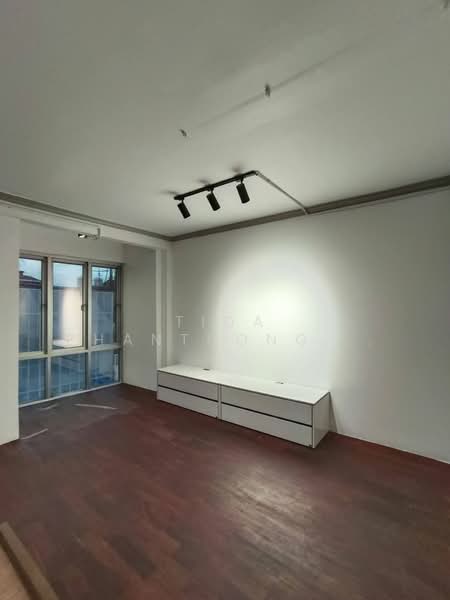 ให้เช่า ออฟฟิศ ทาวน์อินทาวน์ (Town in Town) 35 ตร.วา. 600 ตร.ม, Bangkok, Phlapphla, Wang Thonglang, Bangkok, , 600 sqm, Office Space For Rent, by Tida phanthonglarptawee, 500430433 - DDproperty.com