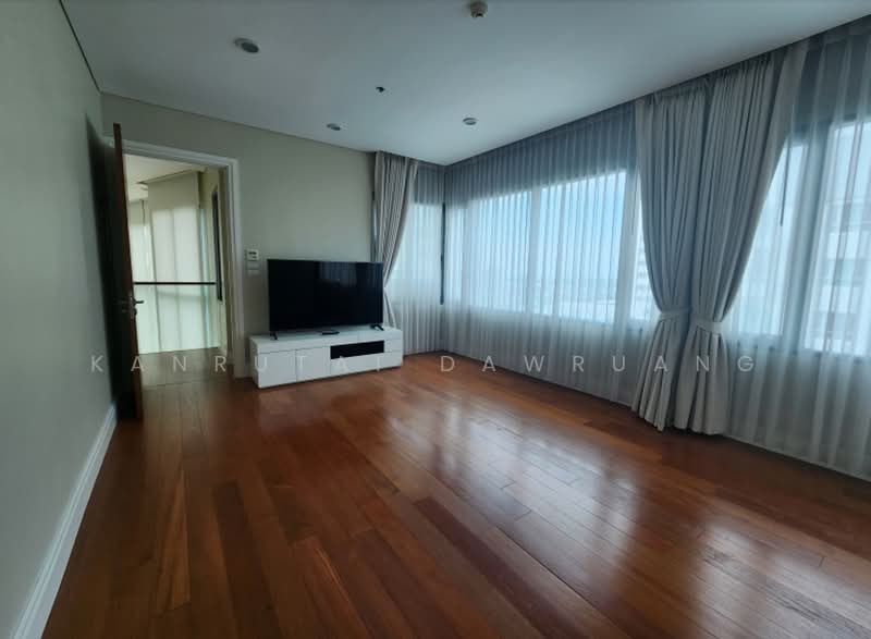 Bright Sukhumvit 24, Bangkok, Sukhumvit 24 Alley, Khong Tan, Khlong Toei, Bangkok, 6 Bedrooms, 365 sqm, Condo For Rent, by Kanrutai Dawruang, 500430440 - DDproperty.com