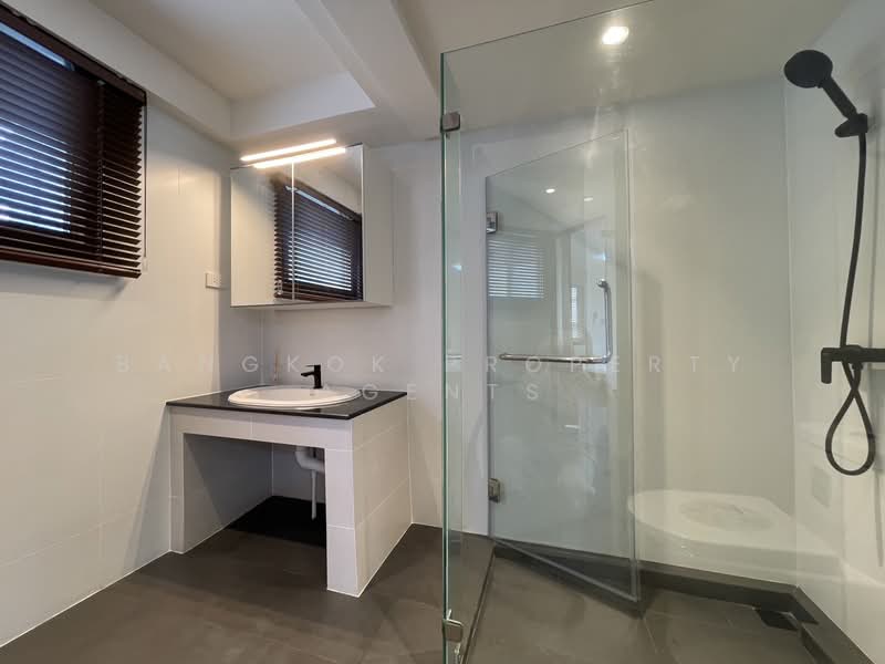 G.S. Housing, Bangkok, Sukhumvit 47, Khlongtoei Nua, Watthana, Bangkok, 3 Bedrooms, 200 sqm, Condo For Rent, by BANGKOK PROPERTY AGENTS, 500430455 - DDproperty.com