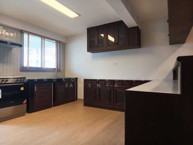 G.S. Housing, Bangkok, Sukhumvit 47, Khlongtoei Nua, Watthana, Bangkok, 3 Bedrooms, 200 sqm, Condo For Rent, by BANGKOK PROPERTY AGENTS, 500430458 - DDproperty.com