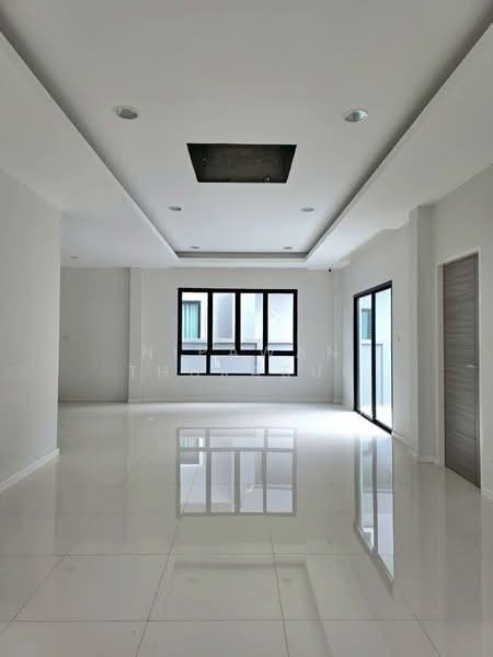 บ้านเดี่ยว 2 ชั้น โครงการลากูน่าวิลล์ บ้านเกาะ, Nakhon Ratchasima, Ta Lat, Muang Nakhon Ratchasima, Nakhon Ratchasima, 4 Bedrooms, 278 sqm, Single Detached House For Sale, by Nipawan Thurasuk, 500430465 - DDproperty.com