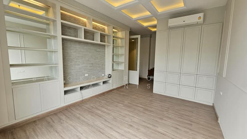 Richmond Hills Residence : ริชมอนด์ ฮิลส์ เรสซิเด้นซ์, กรุงเทพ, ซ.ทองหล่อ25, คลองตันเหนือ, วัฒนา, กรุงเทพ, 280 ตร.ม., คอนโด ให้เช่า, โดย BANGKOK PROPERTY AGENTS, 500430469 - DDproperty.com