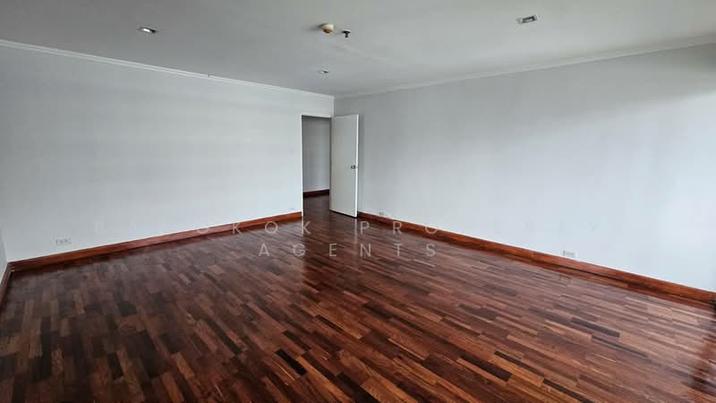 Sethiwan Residence, Bangkok, Soi Sukhumvit 13, Khlongtoei Nua, Watthana, Bangkok, 4 Bedrooms, 300 sqm, Condo For Rent, by BANGKOK PROPERTY AGENTS, 500430473 - DDproperty.com