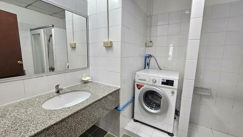 Witthayu Complex, Bangkok, 1673 New Petchaburi Road, Makkasan, Ratchathewi, Bangkok, 2 Bedrooms, 95 sqm, Condo For Rent, by BANGKOK PROPERTY AGENTS, 500430478 - DDproperty.com