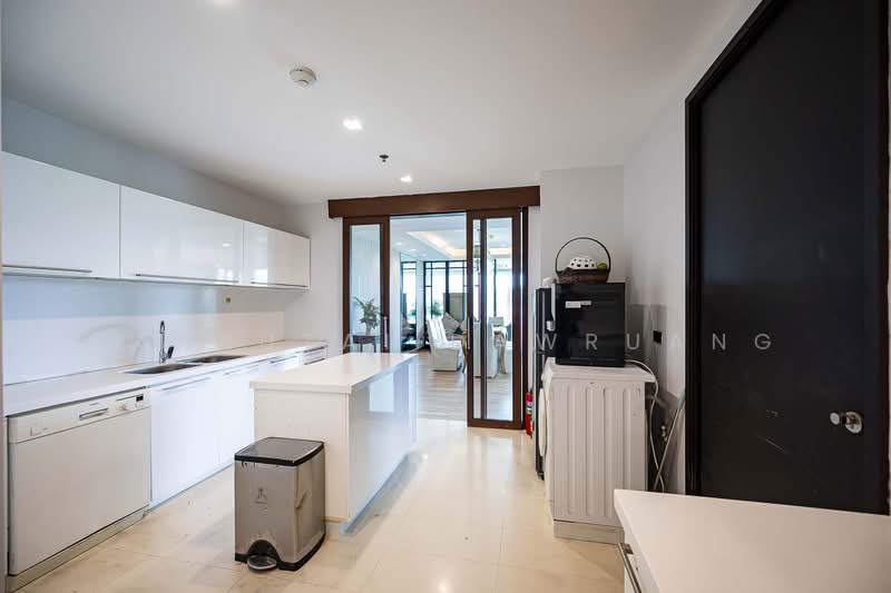Belgravia Residences : เบลเกรเวีย เรสซิเดนท์ส, กรุงเทพ, 30/1 ถนนสุขุมวิท, คลองตัน, คลองเตย, กรุงเทพ, 295 ตร.ม., คอนโด ขาย, โดย Kanrutai Dawruang, 500430491 - DDproperty.com