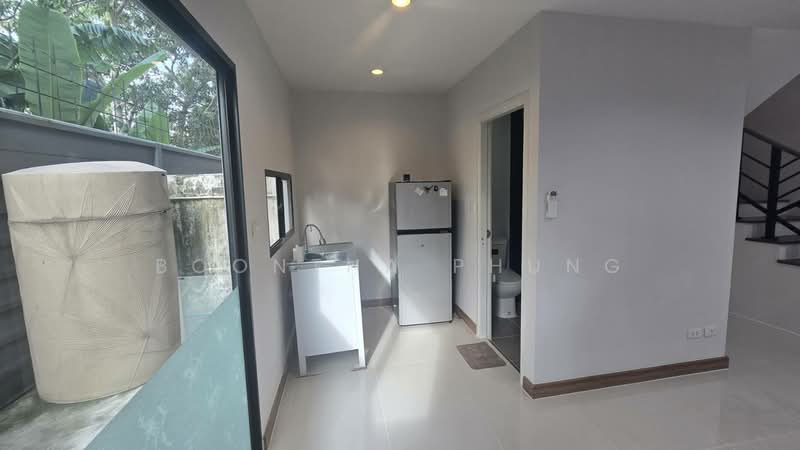 Natura Trend Rattanathibet-Ratchapruek, Nonthaburi, 11 Soi Bang Len 21, Bang Len, Bang Yai, Nonthaburi, 3 Bedrooms, 110 sqm, Townhouse For Rent, by Boontha Phung, 500430504 - DDproperty.com