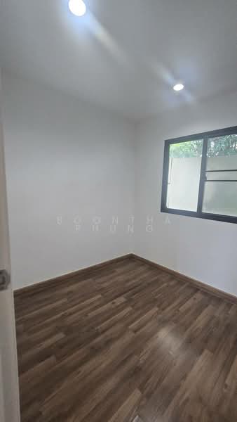 Natura Trend Rattanathibet-Ratchapruek, Nonthaburi, 11 Soi Bang Len 21, Bang Len, Bang Yai, Nonthaburi, 3 Bedrooms, 110 sqm, Townhouse For Rent, by Boontha Phung, 500430504 - DDproperty.com