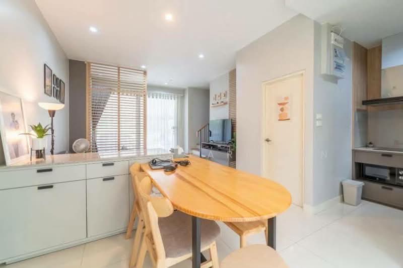Baan Klang Muang Rama 9-Krungthep Kreetha, Bangkok, Soi Kanchanaphisek 23, Saphan Sung, Bangkok, 3 Bedrooms, 152 sqm, Townhouse For Sale, by Airada Parasarn, 500430520 - DDproperty.com