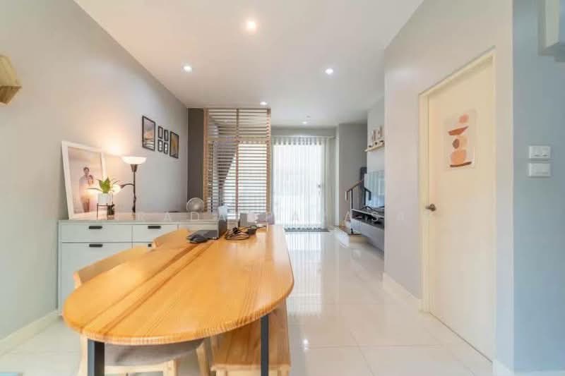 Baan Klang Muang Rama 9-Krungthep Kreetha, Bangkok, Soi Kanchanaphisek 23, Saphan Sung, Bangkok, 3 Bedrooms, 152 sqm, Townhouse For Sale, by Airada Parasarn, 500430520 - DDproperty.com