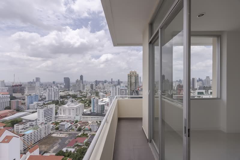 Asoke Place, Bangkok, Asok Montri Rd, Khlongtoei Nua, Watthana, Bangkok, 3 Bedrooms, 343 sqm, Condo For Sale, by Kanrutai Dawruang, 500430524 - DDproperty.com