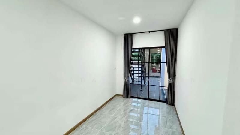 เค.ซี.การ์เด้นโฮม 3, Bangkok, Sam Wa Tawan Tok, Khlong Sam Wa, Bangkok, 4 Bedrooms, 254 sqm, Single Detached House For Sale, by Airada Parasarn, 500430550 - DDproperty.com