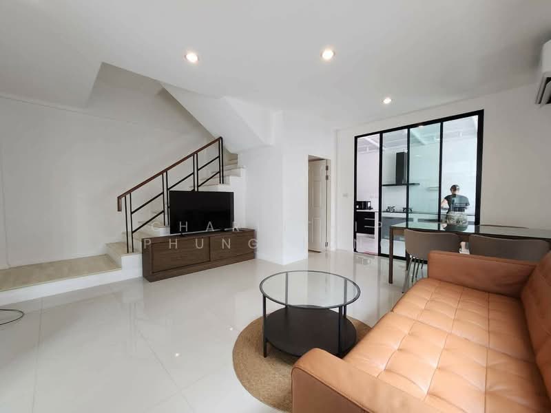 Areeya Mandarina Sukhumvit 77, Bangkok, Sukhumvit 77 Road (On Nut), Suan Luang, Bangkok, 3 Bedrooms, 225 sqm, Townhouse For Rent, by Charinthip Phungalong, 500430556 - DDproperty.com