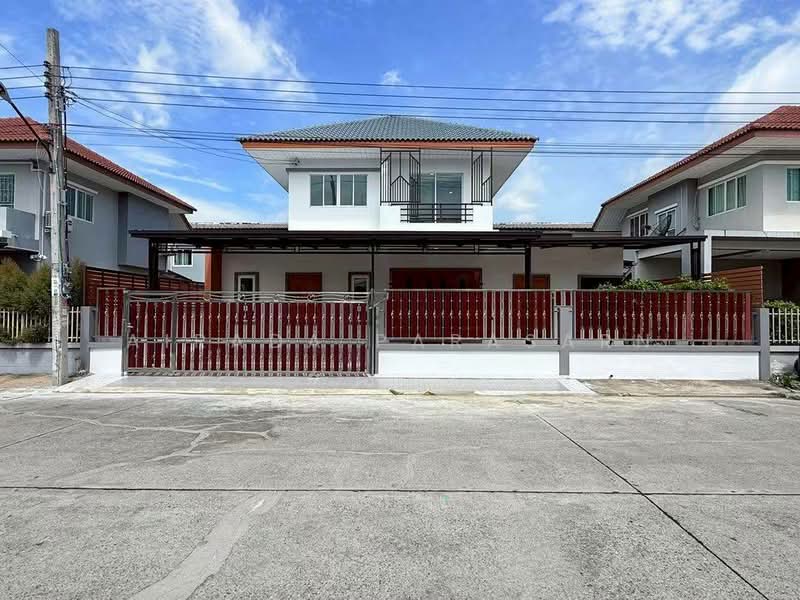 ขาย บ้านเดี่ยว 2 ชั้น หมู่บ้านเพ็ญศิริ 4 ใกล้ โลตัส หนองจอก, Bangkok, Krathum Rai, Nong Chok, Bangkok, 5 Bedrooms, 220 sqm, Single Detached House For Sale, by Airada Parasarn, 500430606 - DDproperty.com