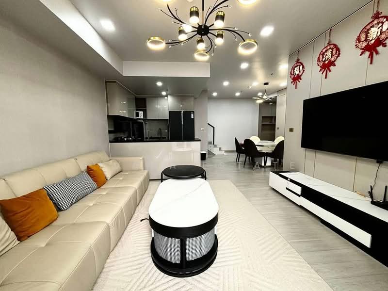 One9Five Asoke-Rama 9 : วัน ไนน์ ไฟว์ อโศก-พระราม 9, กรุงเทพ, 195 ถนนพระราม 9 ซอย 5, ห้วยขวาง, กรุงเทพ, 136 ตร.ม., คอนโด ให้เช่า, โดย Sivana Estate, 500430612 - DDproperty.com