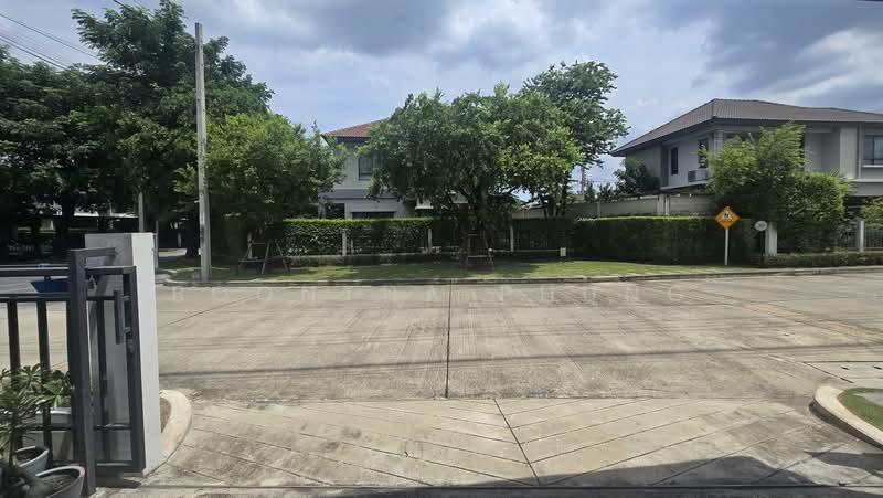 Venue Rama 5, Nonthaburi, 126 Nakhon In Rd, Bang Phai, Muang Nonthaburi, Nonthaburi, 4 Bedrooms, 194 sqm, Single Detached House For Rent, by Boontha Phung, 500430618 - DDproperty.com