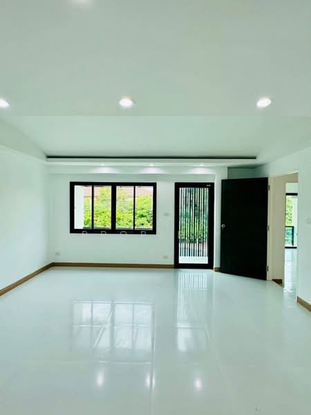 Baan Poomsiri Rangsit Klong 7 : บ้านภูมิสิริ รังสิต คลอง 7, ปทุมธานี, ซอย หมู่บ้านภูมิสิริคลอง 7, ลำผักกูด, ธัญบุรี, ปทุมธานี, 200 ตร.ม., บ้านเดี่ยว ขาย, โดย Connex Property, 500430624 - DDproperty.com