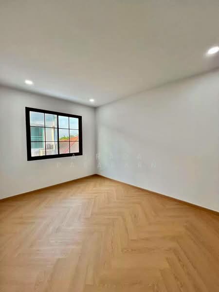 The Trust Town Wongwaen – Lam Luk Ka, Pathum Thani, Soi Bueng Kham Proi, Bung Kham Proi, Lam Luk Ka, Pathum Thani, 3 Bedrooms, 110 sqm, Townhouse For Sale, by Airada Parasarn, 500430625 - DDproperty.com