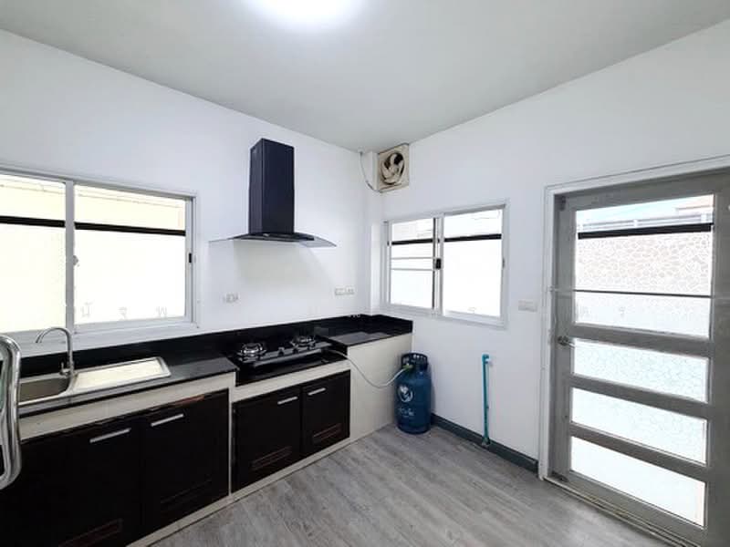 Le Neo 2 Srinakarin, Samut Prakan, ศรีนครินทร์, Bang Mueng, Muang Samut Prakarn, Samut Prakan, 4 Bedrooms, 240 sqm, Single Detached House For Rent, by นัฐพงค์ มณีอัครเนตร, 500430629 - DDproperty.com