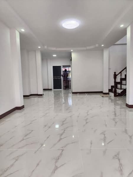 Baan Makkawan Rangsan, Pathum Thani, Bung Sanan, Thanyaburi, Pathum Thani, 5 Bedrooms, 21 sqm, Townhouse For Sale, by Connex Property, 500430637 - DDproperty.com