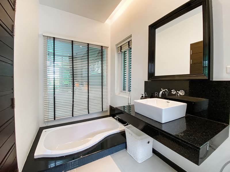 Oxygen Condominium, Phuket, Kata Sai Yuan, Rawai, Muang Phuket, Phuket, 3 Bedrooms, 255 sqm, Condo For Sale, by Natchadawaryn (Natcha) Rojthanakrit, 500430711 - DDproperty.com