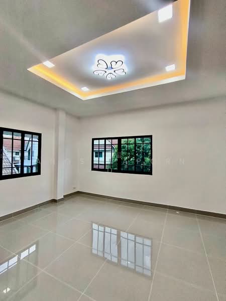 รัตนวรรณ 2 ลำลูกกา คลอง 4, Pathum Thani, Lat Sawai, Lam Luk Ka, Pathum Thani, 4 Bedrooms, 150 sqm, Single Detached House For Sale, by Angsanaporn D, 500430739 - DDproperty.com