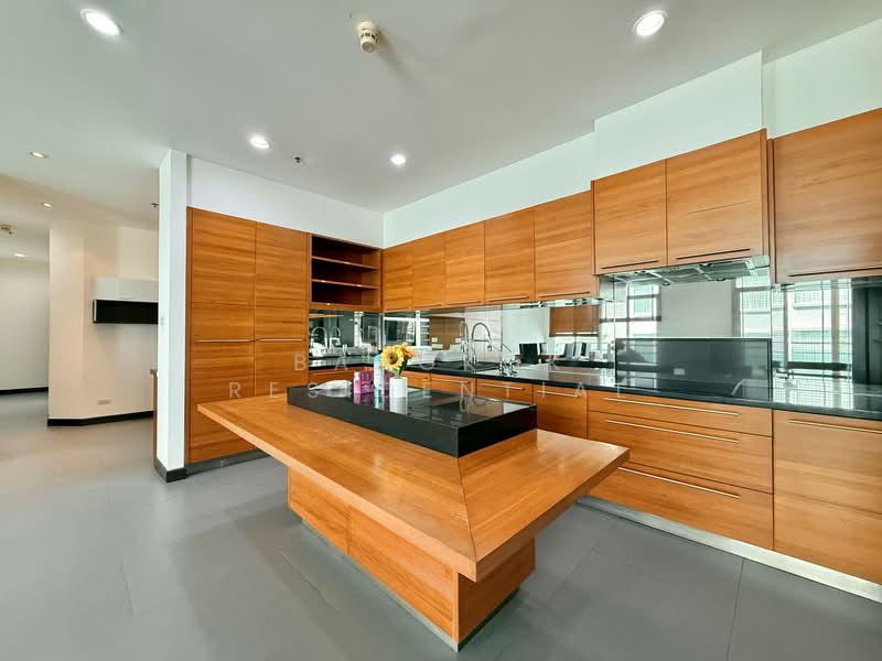 The Prime 11, Bangkok, 29 Soi Sukhumvit 11, Khlongtoei Nua, Watthana, Bangkok, 4 Bedrooms, 177 sqm, Condo For Sale, by Bangkok Residential, 500430743 - DDproperty.com