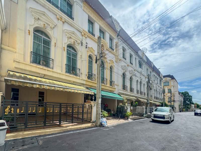 Baan Klang Krung Grande Vienna Rama 3, Bangkok, Rama 3 Road, Bang Pong Pang, Yan Nawa, Bangkok, 3 Bedrooms, 270 sqm, Townhouse For Rent, by Somchai Ruechajirakit, 500430745 - DDproperty.com
