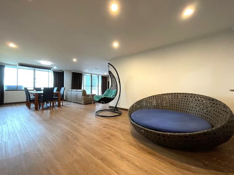 Acadamia Grand Tower, Bangkok, Soi Sukhumvit 43, Khlong Tan Nua, Watthana, Bangkok, 3 Bedrooms, 194 sqm, Condo For Sale, by Bangkok Residential, 500430753 - DDproperty.com