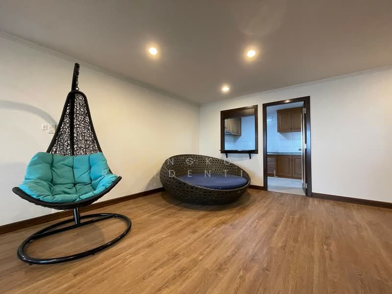 Acadamia Grand Tower, Bangkok, Soi Sukhumvit 43, Khlong Tan Nua, Watthana, Bangkok, 3 Bedrooms, 194 sqm, Condo For Sale, by Bangkok Residential, 500430753 - DDproperty.com