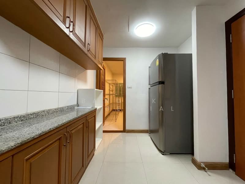 Acadamia Grand Tower, Bangkok, Soi Sukhumvit 43, Khlong Tan Nua, Watthana, Bangkok, 3 Bedrooms, 194 sqm, Condo For Sale, by Bangkok Residential, 500430753 - DDproperty.com