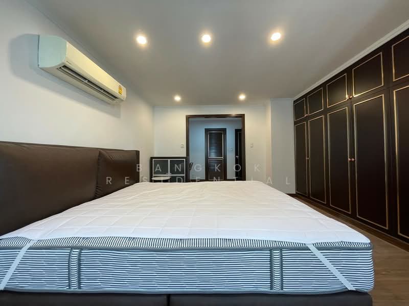 Acadamia Grand Tower, Bangkok, Soi Sukhumvit 43, Khlong Tan Nua, Watthana, Bangkok, 3 Bedrooms, 194 sqm, Condo For Sale, by Bangkok Residential, 500430753 - DDproperty.com