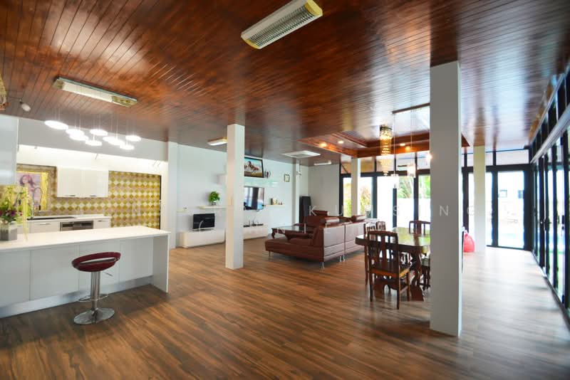 FOR RENT 6-Bedroom Pool Villa for Rent in Hua Hin, Prachuap Khiri Khan, Hua Hin, Prachuap Khiri Khan, 6 Bedrooms, 270 sqm, Single Detached House For Rent, by Aonaurai Kumsing (Annie), 500430766 - DDproperty.com