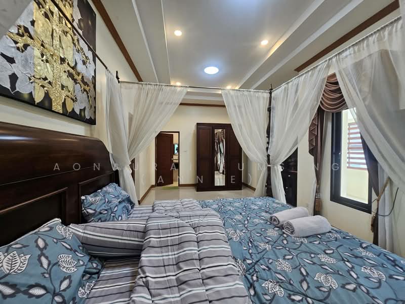 FOR RENT 6-Bedroom Pool Villa for Rent in Hua Hin, Prachuap Khiri Khan, Hua Hin, Prachuap Khiri Khan, 6 Bedrooms, 270 sqm, Single Detached House For Rent, by Aonaurai Kumsing (Annie), 500430766 - DDproperty.com
