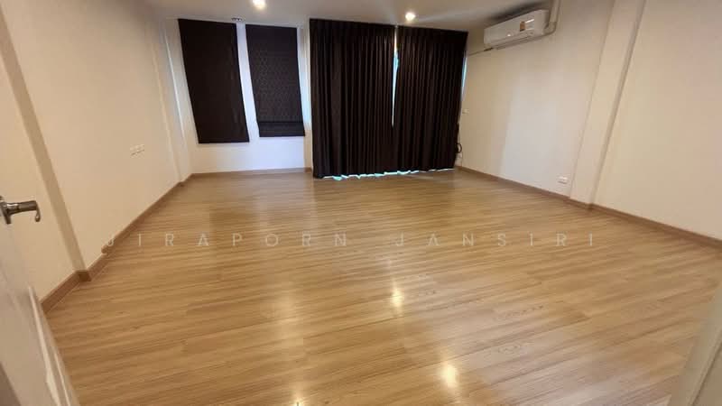 The Master @BTS Udomsuk, Bangkok, Bang Na Nuea, Bang Na, Bangkok, , 266 sqm, Office Space For Rent, by Jiraporn Jansiri, 500430784 - DDproperty.com