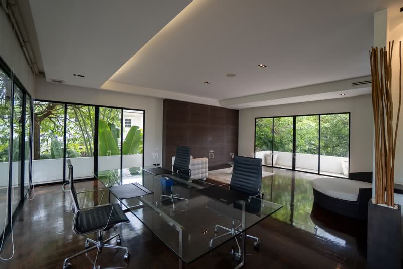 บ้านเดี่ยว เพชรบุรี 47, Bangkok, Bang Kapi, Huai Khwang, Bangkok, 4 Bedrooms, 1,000 sqm, Single Detached House For Sale, by Prin Kitjaroon, 500430785 - DDproperty.com