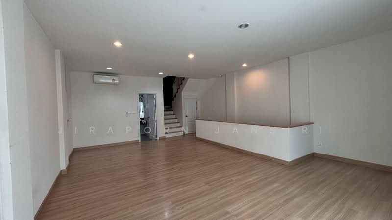 The Master @BTS Udomsuk, Bangkok, Soi Sukhumvit 103, Bang Na, Bangkok, 3 Bedrooms, 266 sqm, Townhouse For Rent, by Jiraporn Jansiri, 500430798 - DDproperty.com