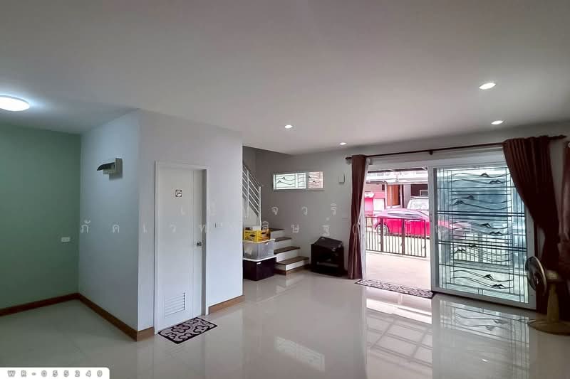 The Trust Townhome Wongwaen-Kanchanapisek : เดอะทรัสต์ ทาวน์โฮม วงแหวน-กาญจนาภิเษก, ปทุมธานี, ซอย บึงคําพร้อย, บึงคำพร้อย, ลำลูกกา, ปทุมธานี, 140 ตร.ม., ทาวน์เฮ้าส์ ขาย, โดย เบ็ญจวริณ ภัคเวทพิสิษฐ์(เบ็ญ), 500430839 - DDproperty.com