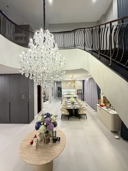 Grand Bangkok Boulevard Krungthepkritha : แกรนด์ บางกอก บูเลอวาร์ด กรุงเทพกรีฑา, กรุงเทพ, ถนน ศรีนครินทร์-ร่มเกล้า, คลองสามประเวศ, ลาดกระบัง, กรุงเทพ, 604 ตร.ม., บ้านเดี่ยว ขาย, โดย Amarin Sitthidhoon, 500430849 - DDproperty.com