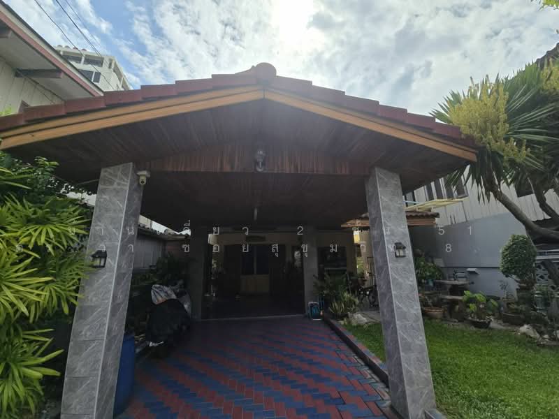 2story detached house soi sukhumvit81 area 51 Sq.wah, Bangkok, Bang Chak, Phra Khanong, Bangkok, 3 Bedrooms, 160 sqm, Single Detached House For Sale, by คุณโจ, 500430867 - DDproperty.com